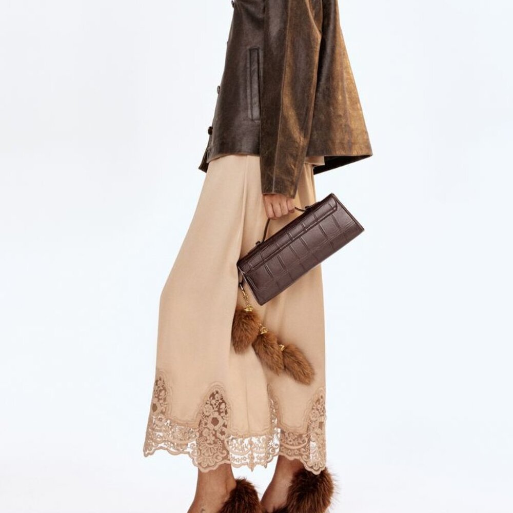 jupe midi avec dentelle et haut